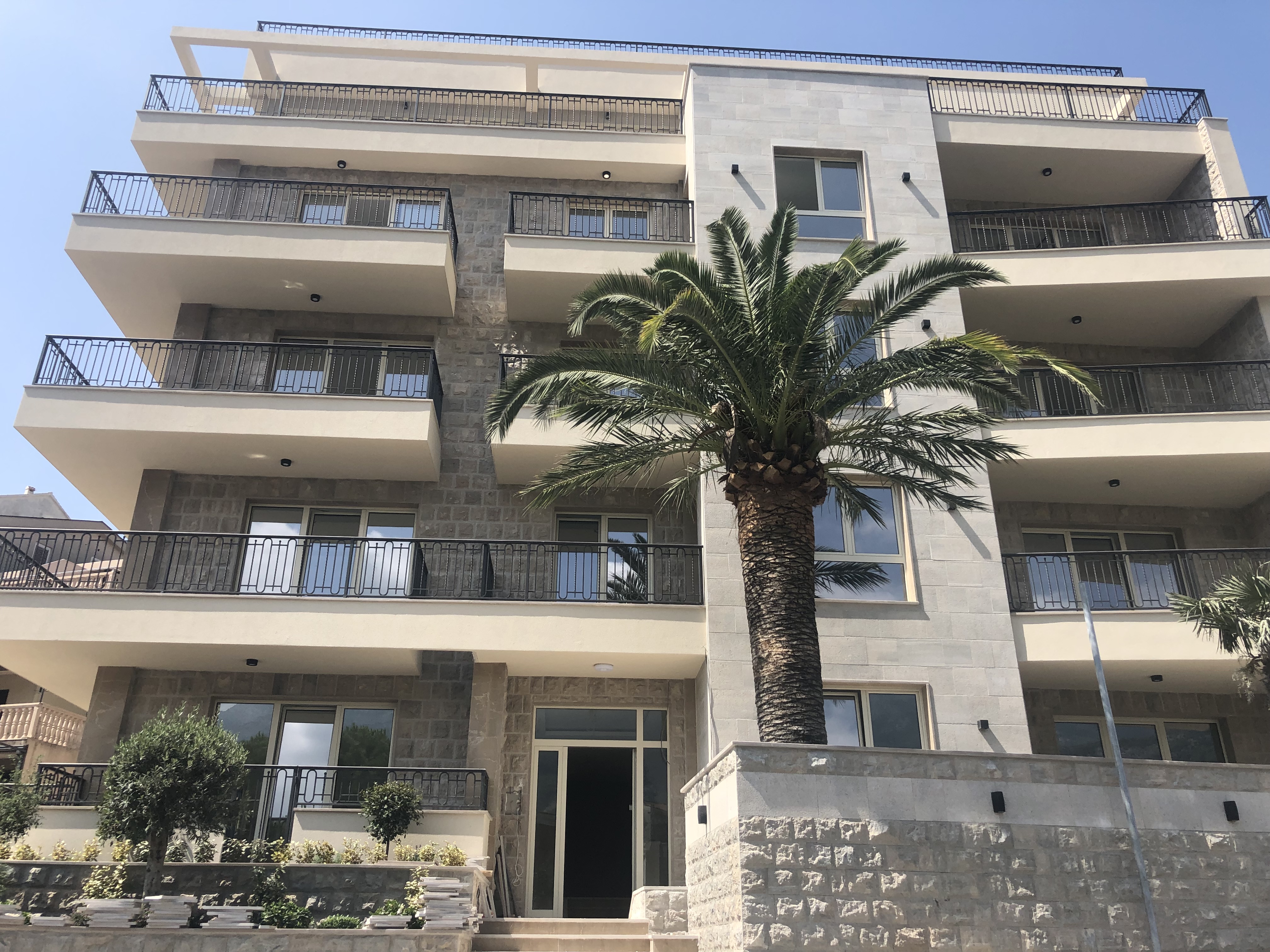 Projekt:<b>
                                            Stambeni objekat - Budva
                                            </b>